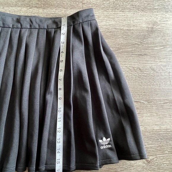Adidas Women's Black Mini Skirt - Picture 3 of 6